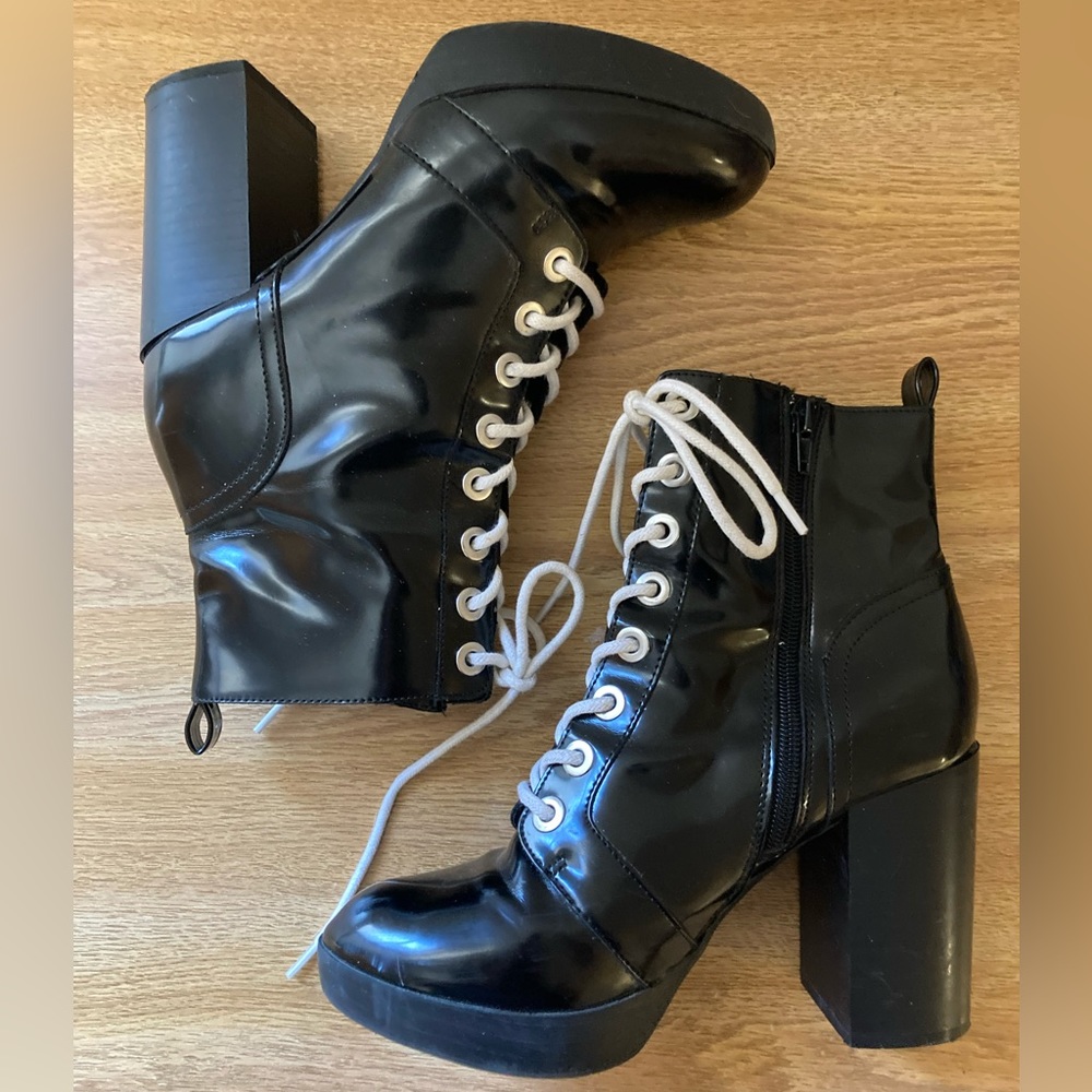 Lace Up Heeled Boots